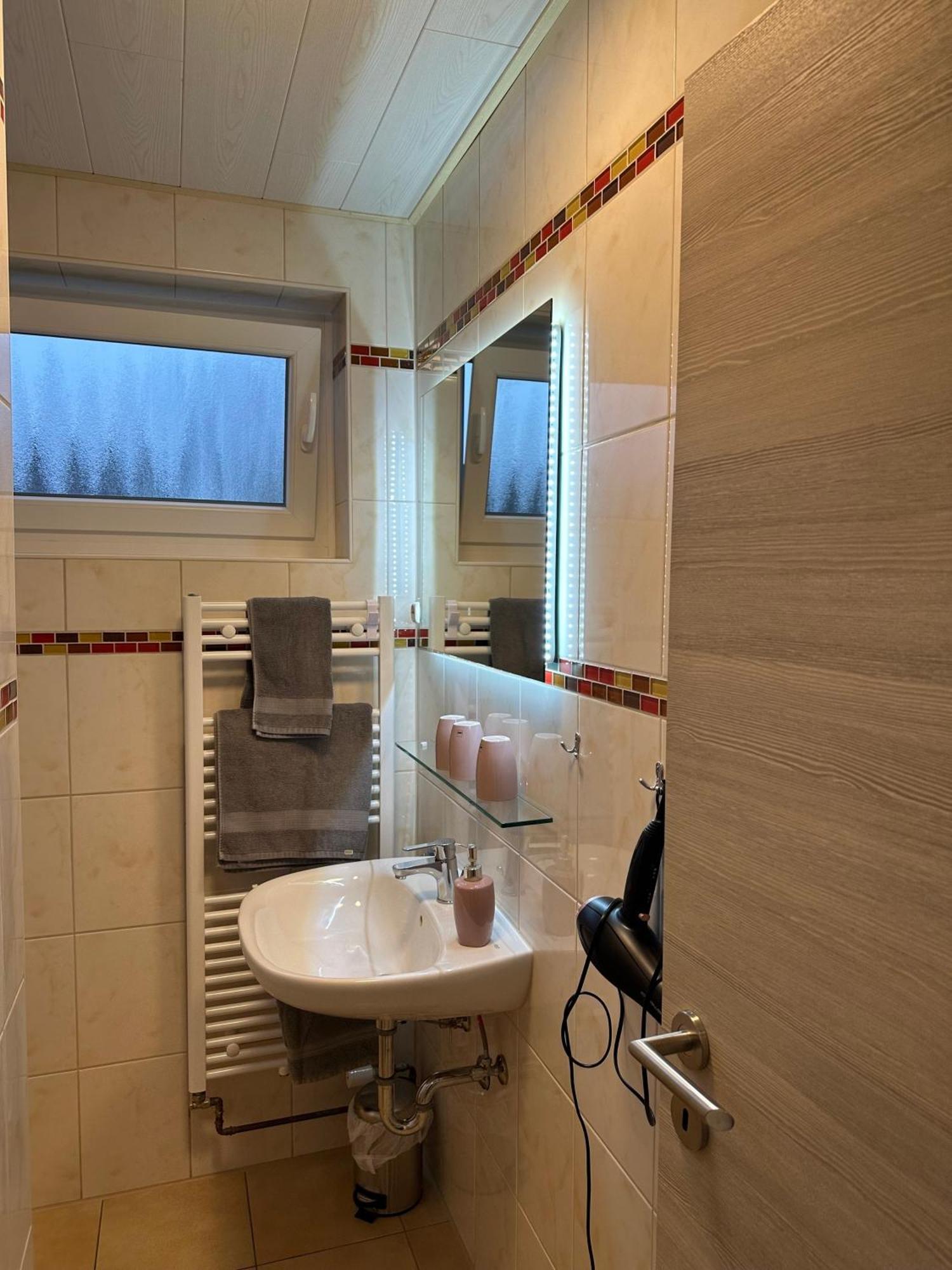 Ferienwohnung Haus Boje "Knurrhahn" Neuharlingersiel Kültér fotó