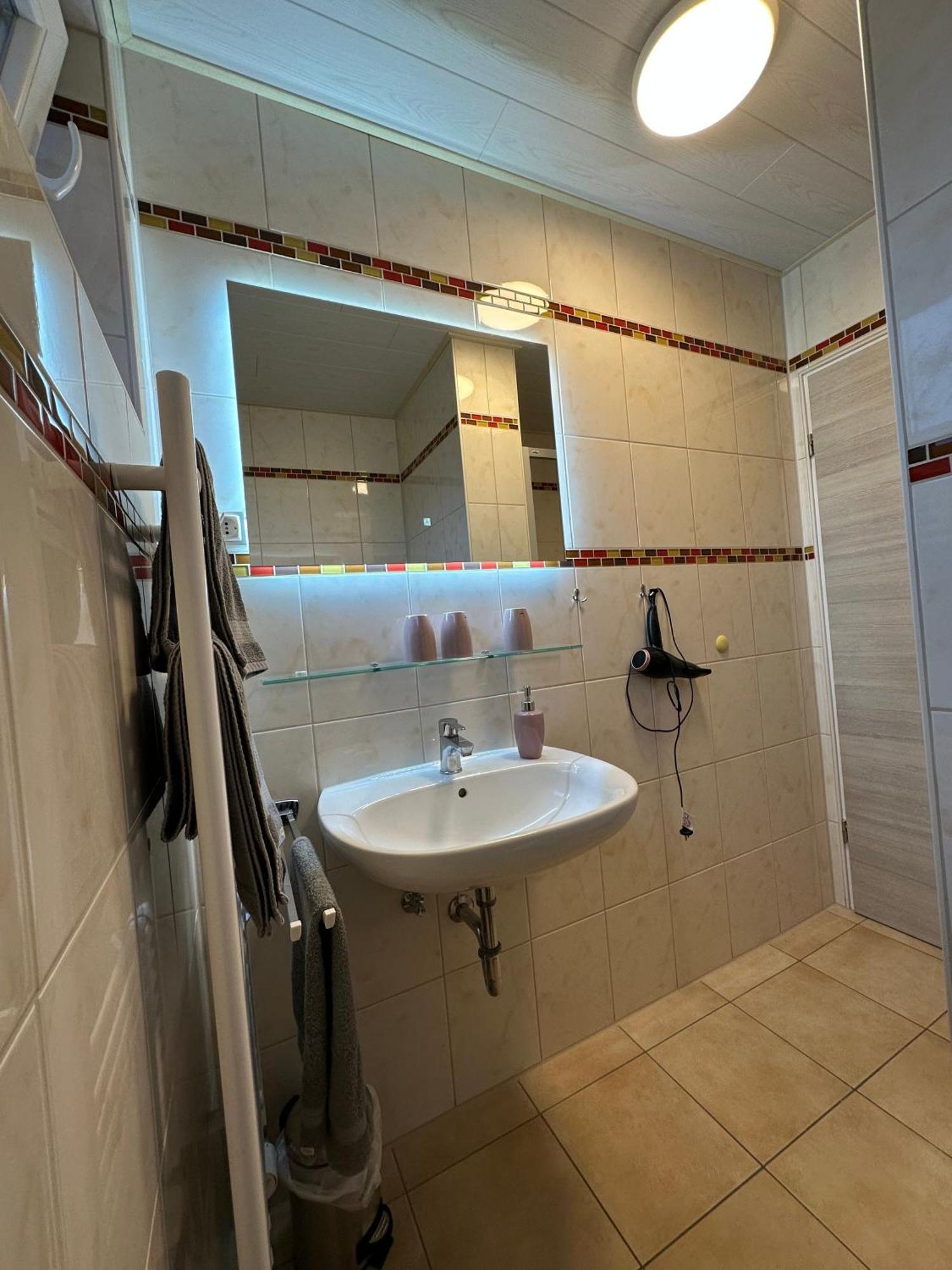Ferienwohnung Haus Boje "Knurrhahn" Neuharlingersiel Kültér fotó